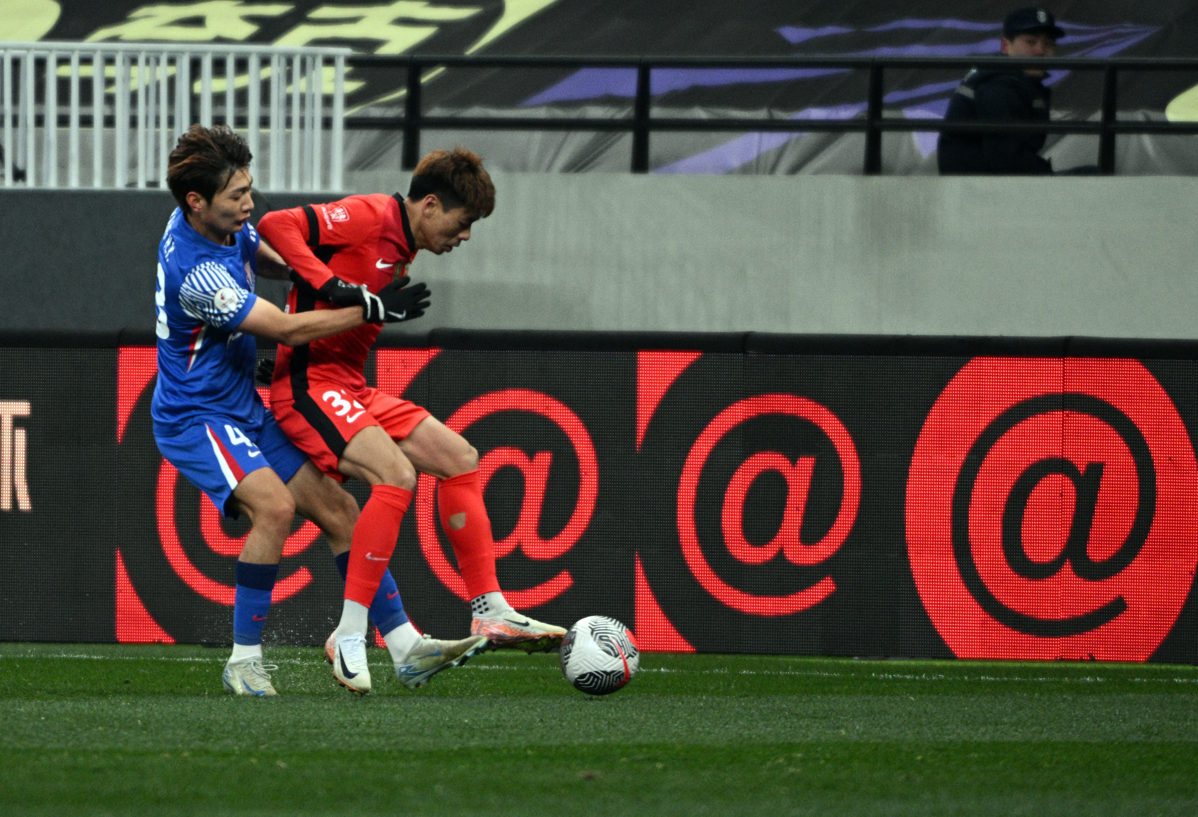 球星爆发！田径赛场再现神级操作