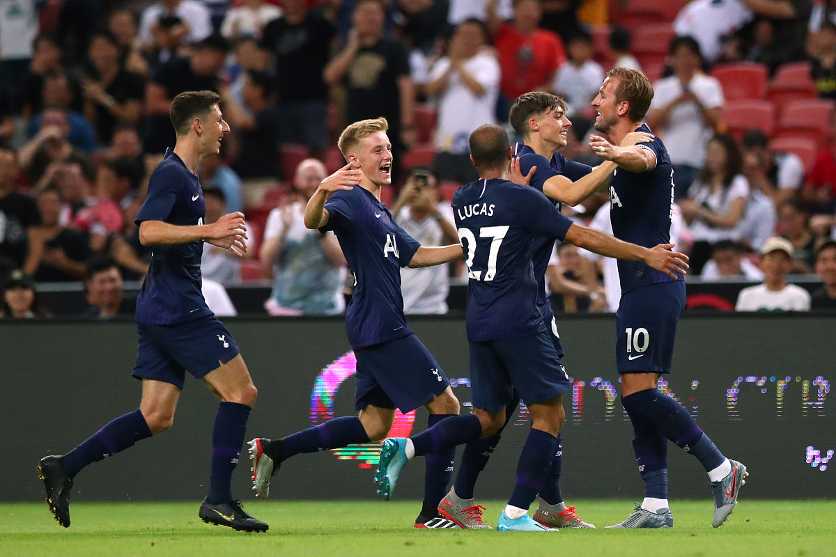 一场经典之战！英超点燃球迷热情的简单介绍