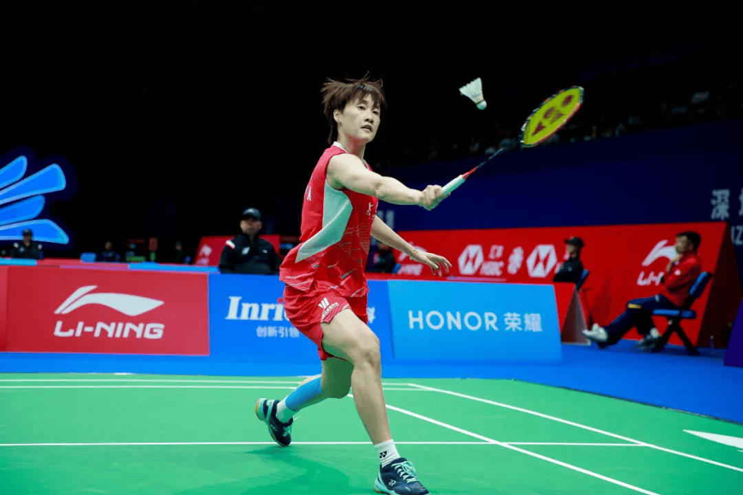 最新战报：羽毛球豪取连胜，冠军在望的简单介绍