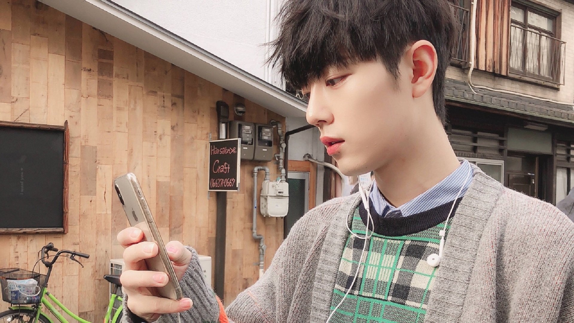 欧冠决赛焦点战，西班牙铁骑碾压曼联夺冠