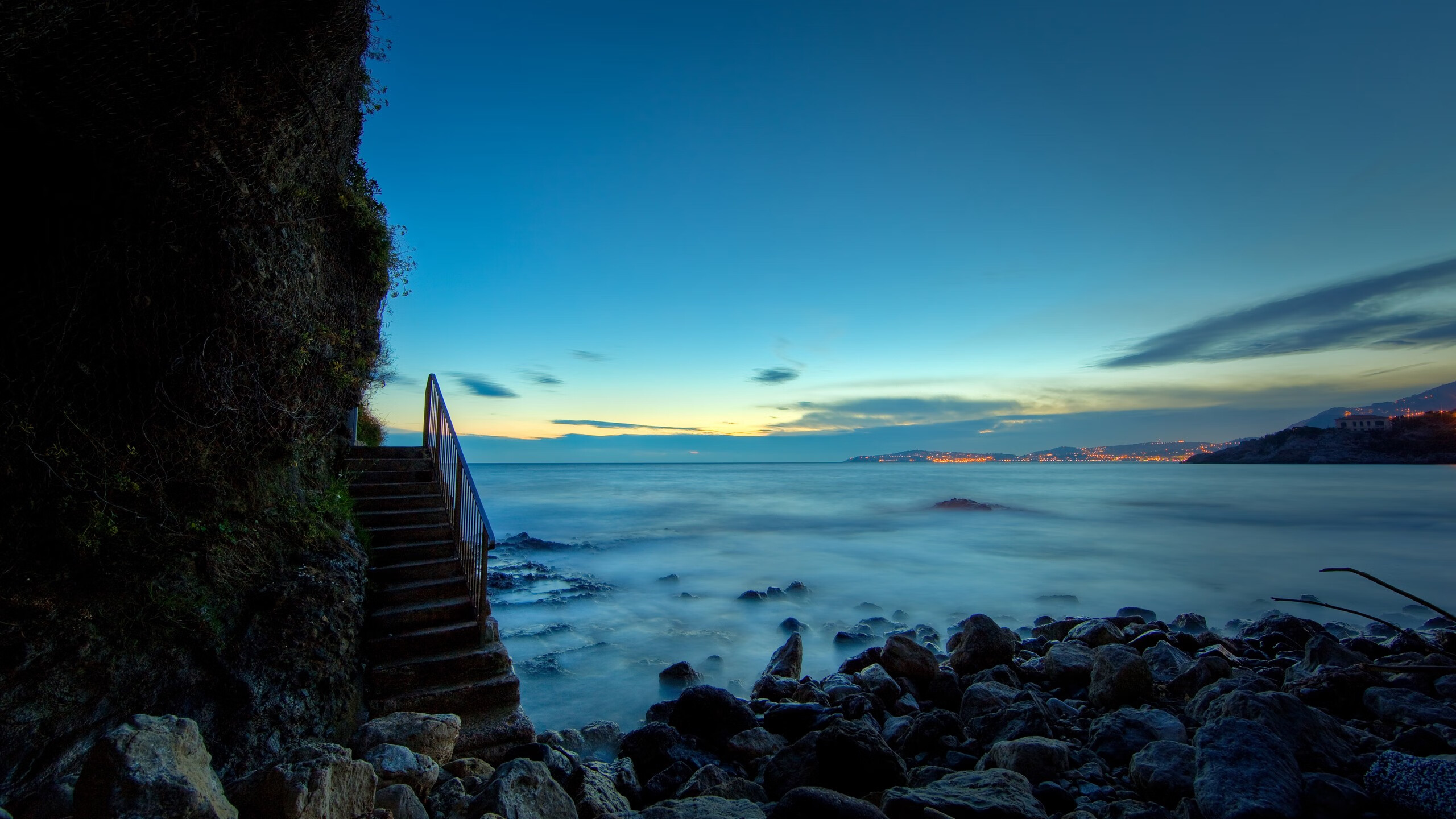 神祇之夜，当库尔图瓦成为凡人唯一仰望的高度
