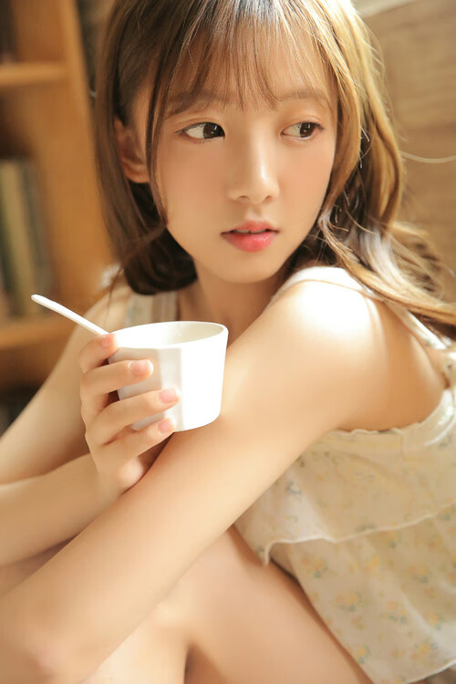 当安菲尔德响起波兰国歌，卢卡库与一场没有敌人的战争