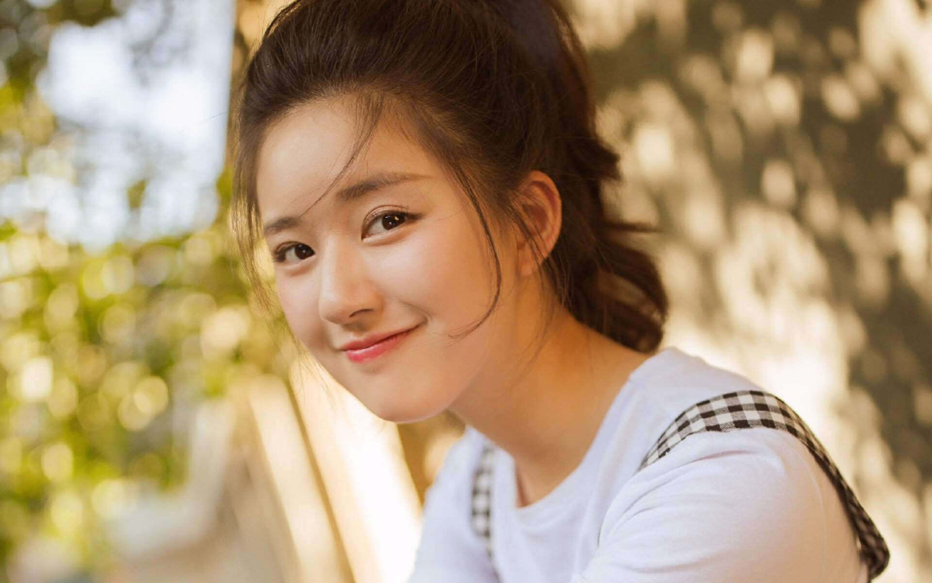 丝路驼铃迎战国会山鹰，贝恩如何在中亚戈壁上演绝地反击？