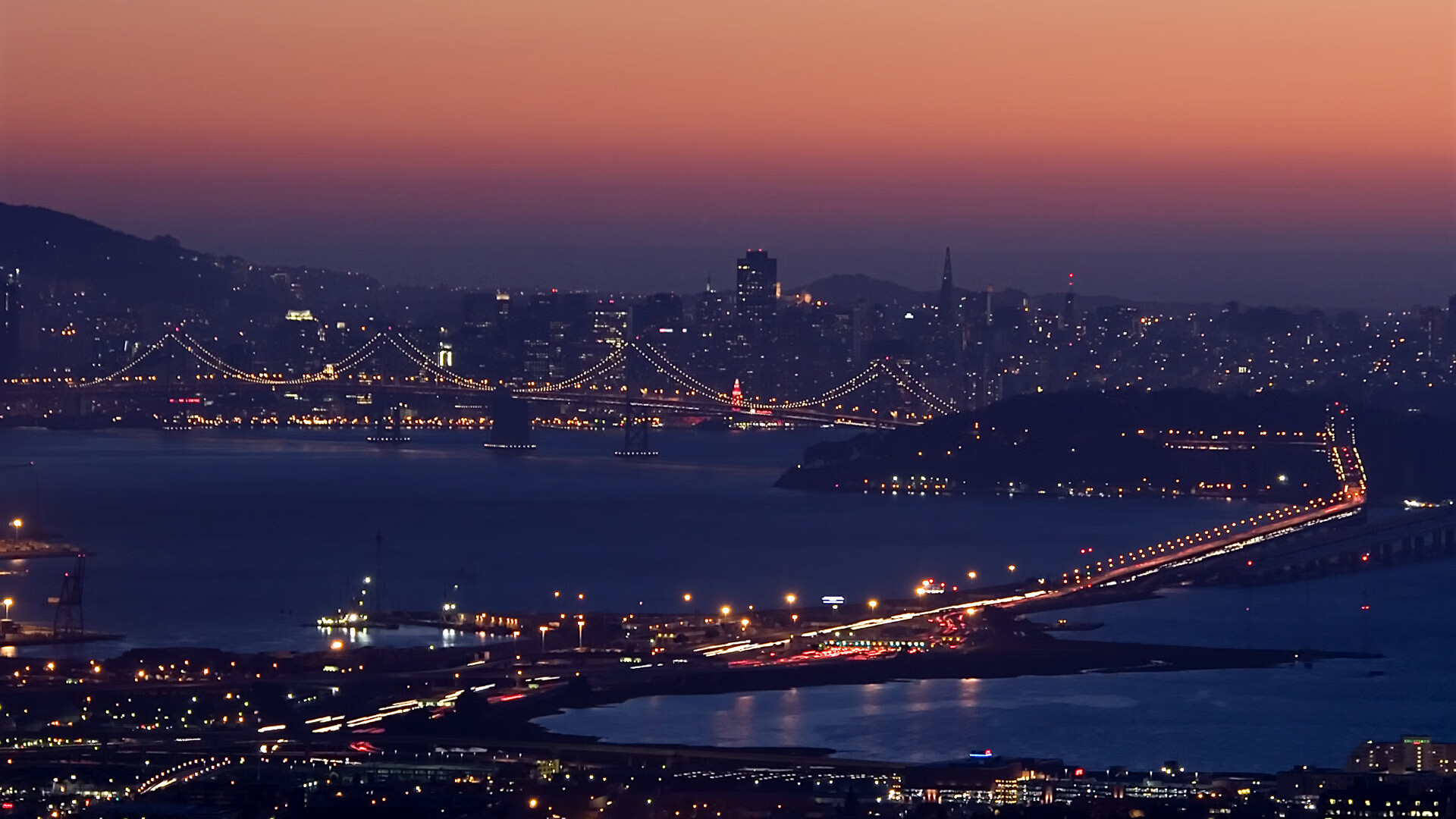 历史性跨越！哥伦比亚世预赛客场击溃中国，巴萨铁卫阿劳霍化身关键先生