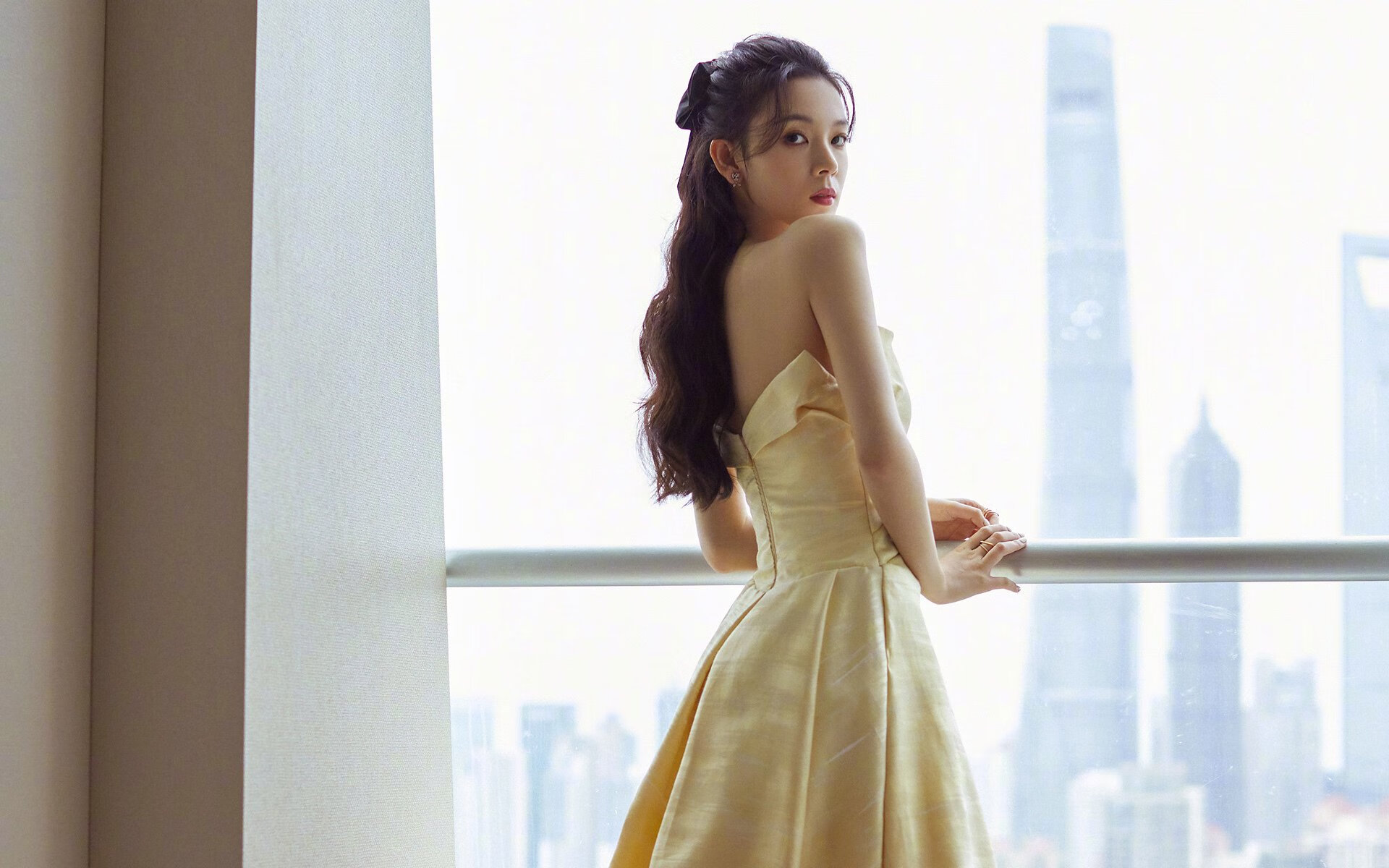 猛龙旧将点燃费城之光，西亚卡姆关键一役助76人击溃独行侠